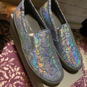 VIONIC AVERY METALLIC PRO SLIP ON SNEAKERS